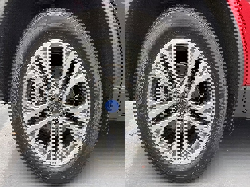 Used 2022 Ford Escape SEL image 10