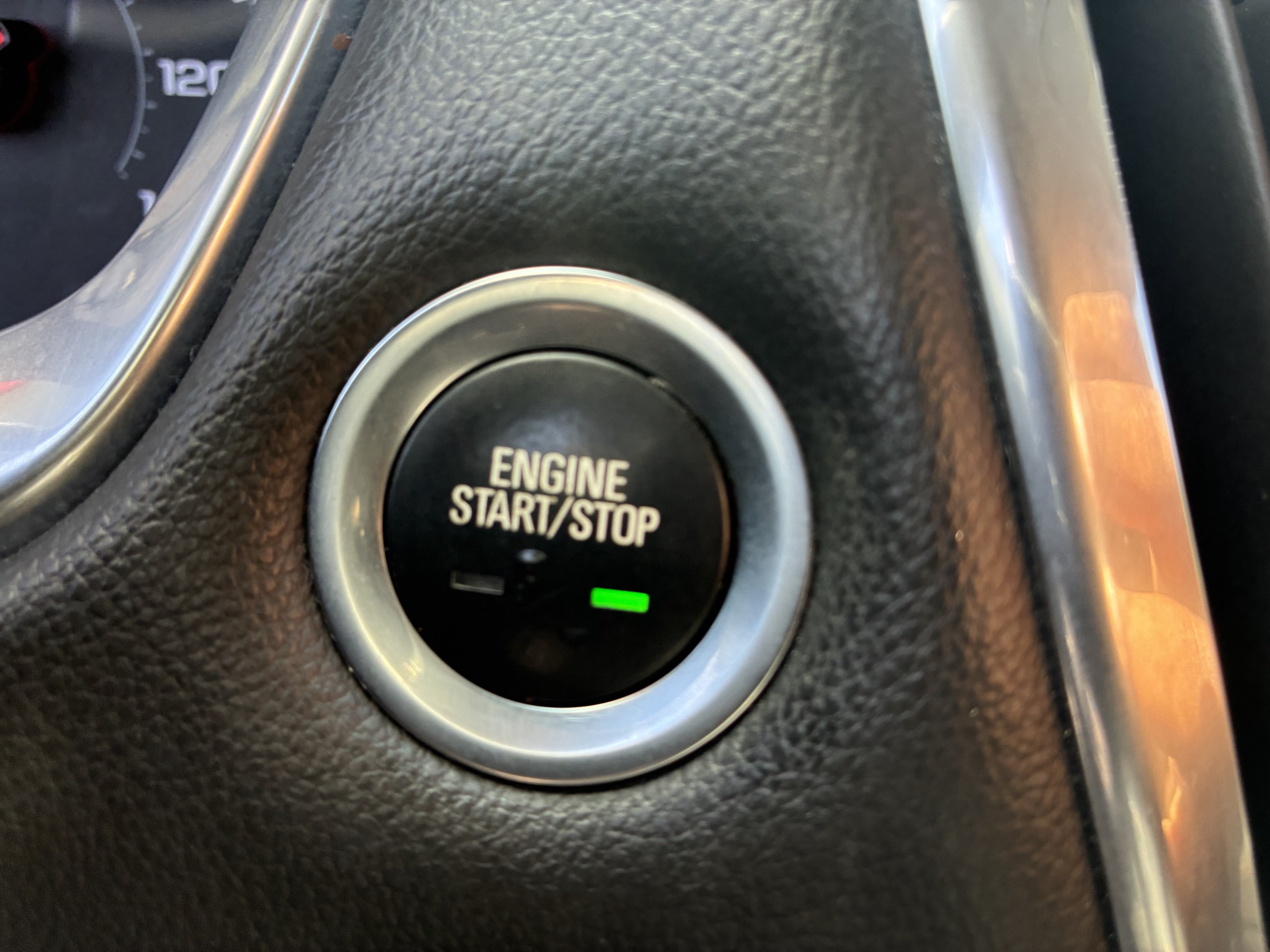 Used 2019 Chevrolet Traverse LT FWD image 33