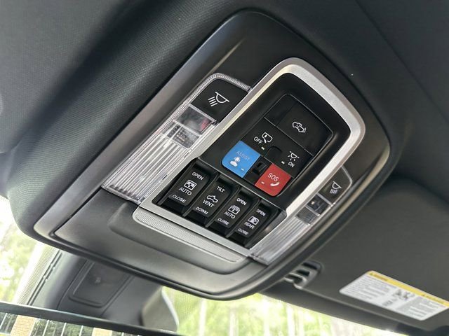 Used 2025 RAM 1500 RHO w/ RHO Level 1 Equipment Group AWD/4WD image 40
