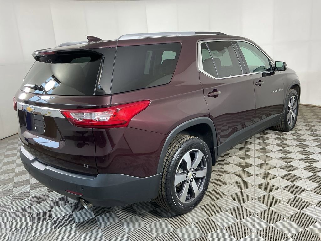Used 2018 Chevrolet Traverse LT image 18