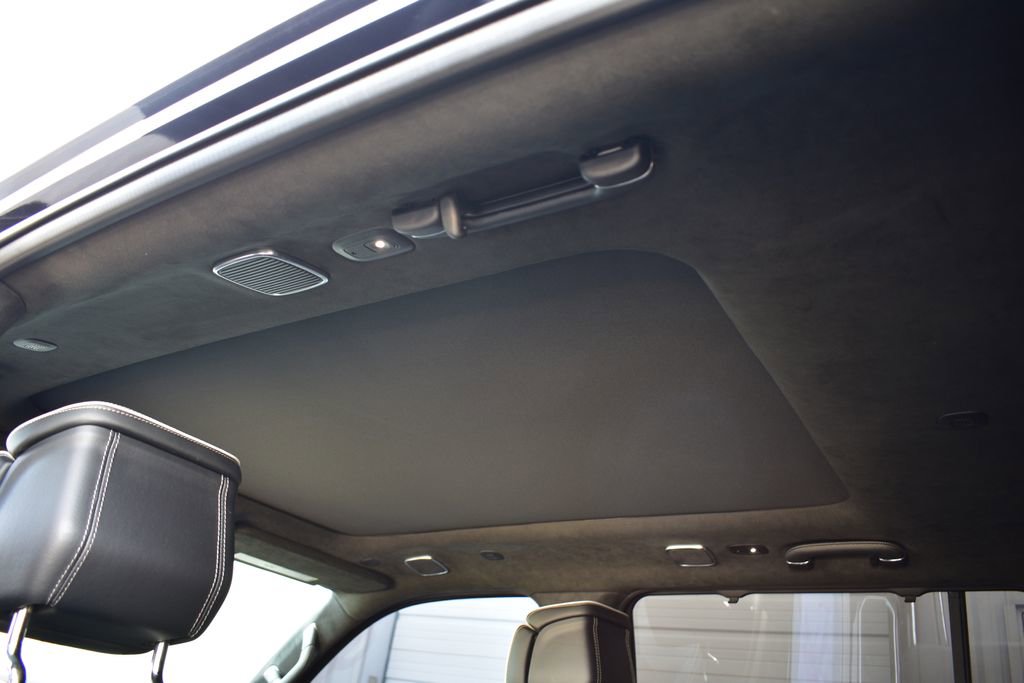 Used 2022 Jeep Grand Wagoneer Series II w/ Premium Group II image 33