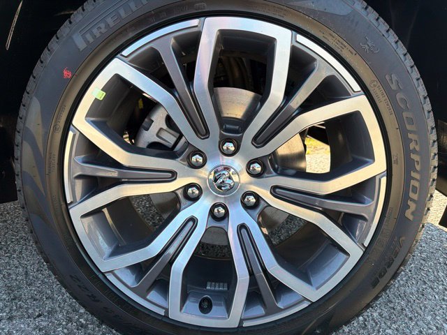 New 2027 RAM 1500 Tungsten w/ Trailer Tow Group AWD/4WD image 13