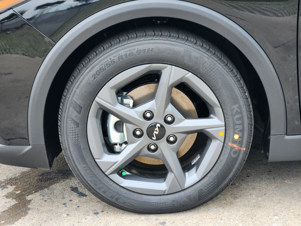 New 2026 Kia K4 FWD image 7