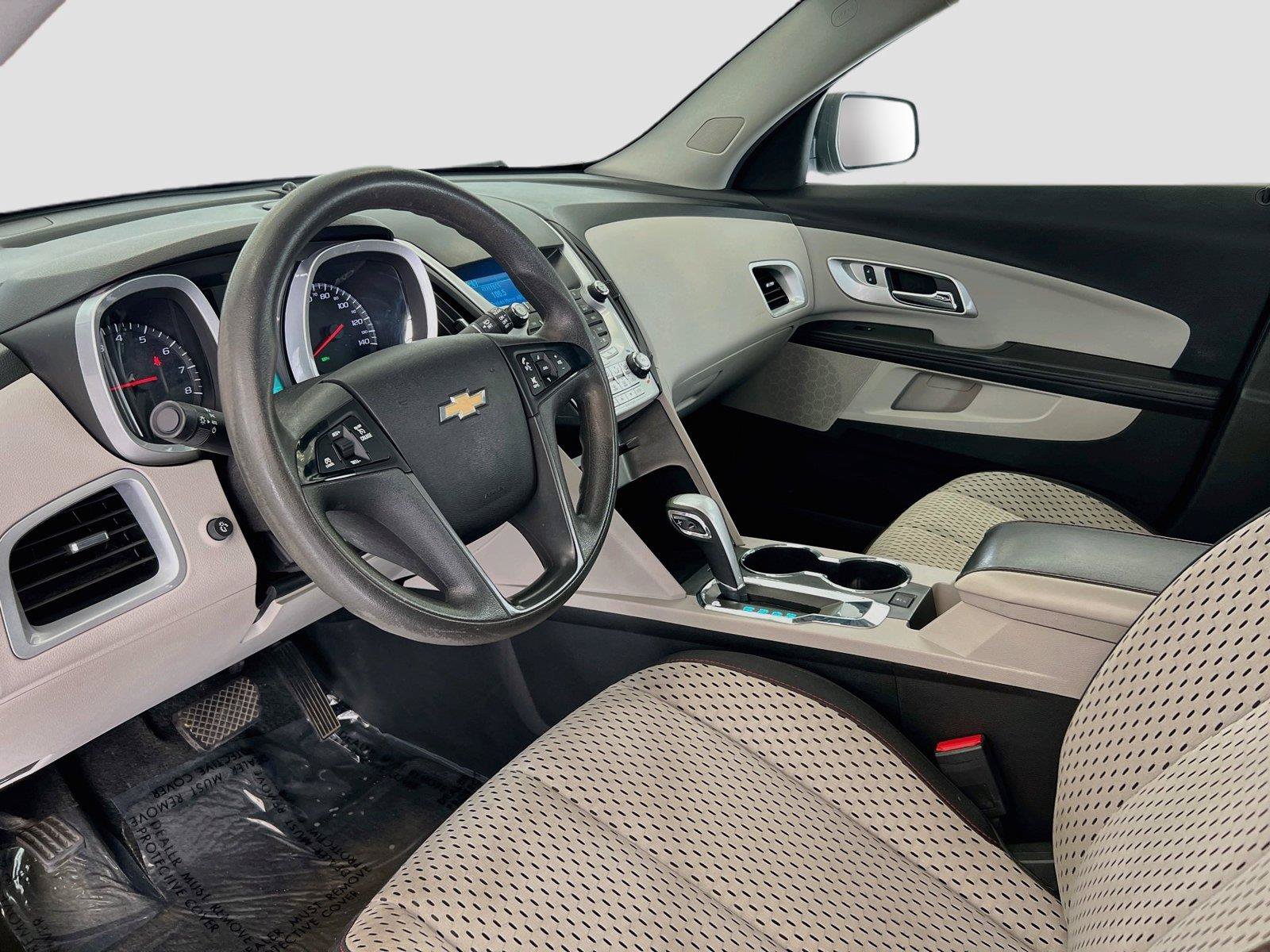 Used 2015 Chevrolet Equinox LS FWD image 11
