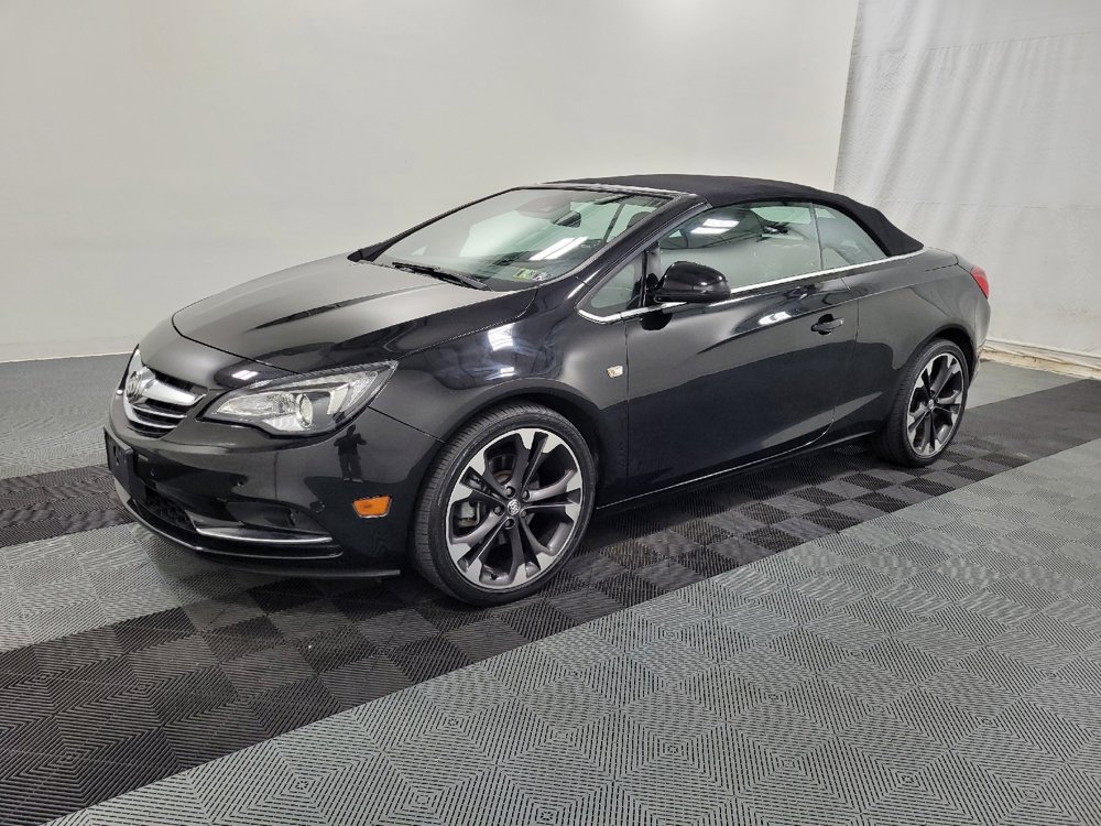 Used 2019 Buick Cascada Premium image 2
