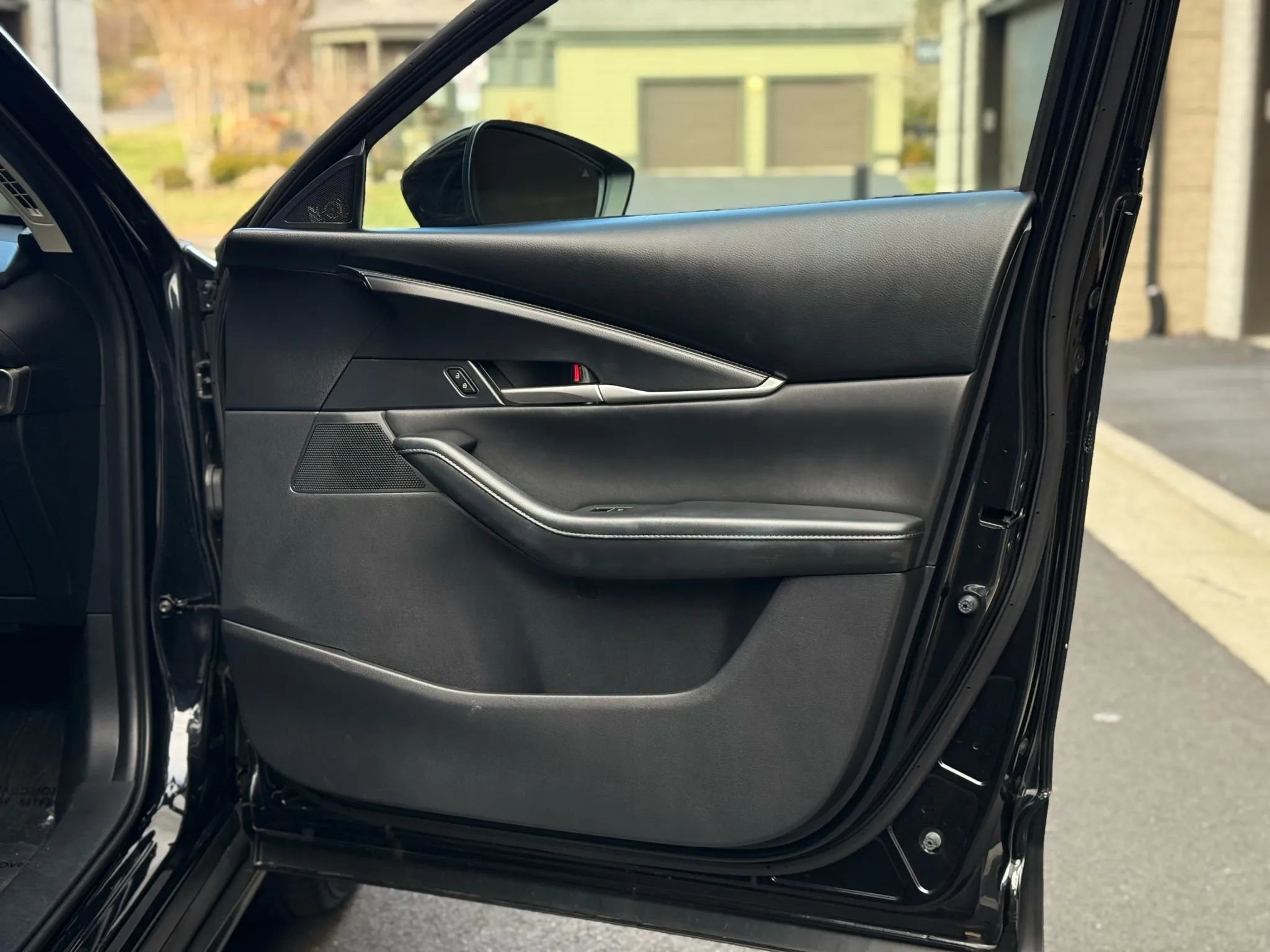 Used 2021 MAZDA CX-30 AWD 2.5 S w/ Select Package image 27