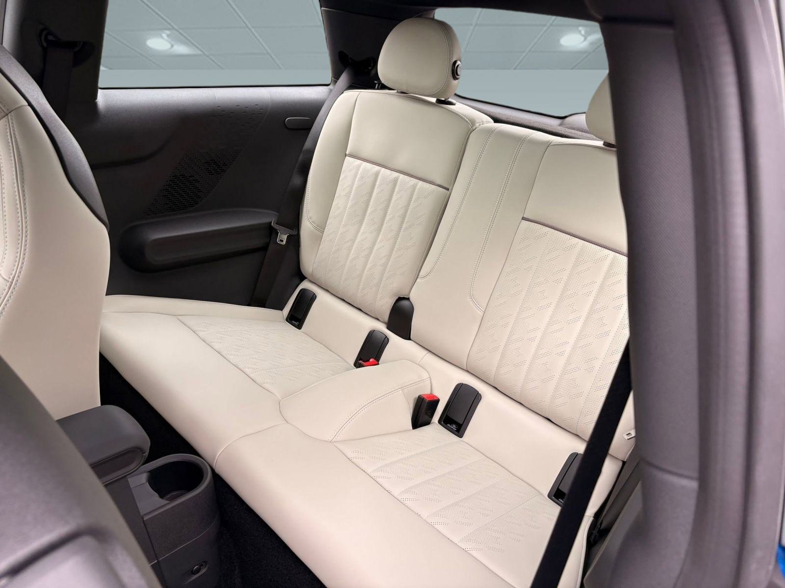 New 2026 MINI Cooper S image 21