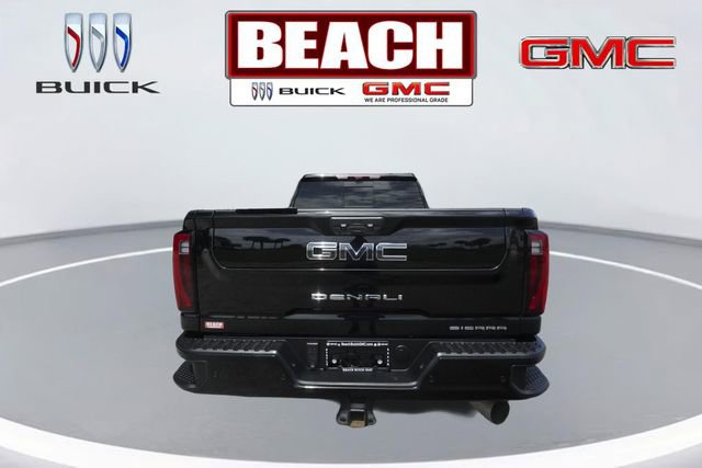 Used 2024 GMC Sierra 2500 Denali Ultimate image 4