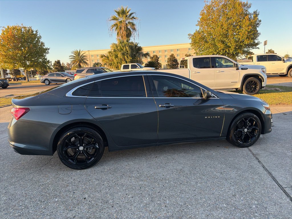 Used 2021 Chevrolet Malibu LT FWD image 4