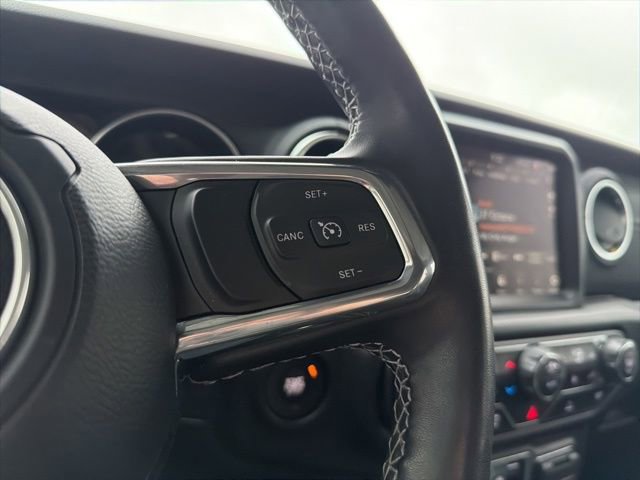 Used 2023 Jeep Wrangler Unlimited Sahara w/ Cold Weather Group image 35