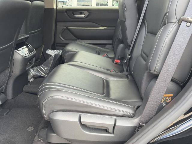 Certified 2025 Nissan Armada SV AWD/4WD image 28