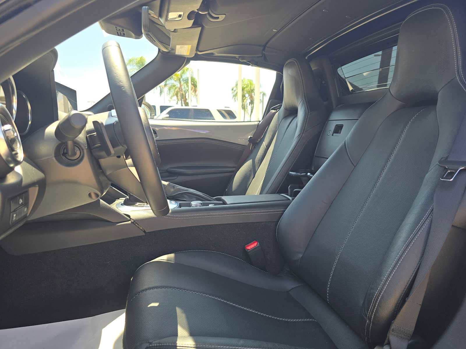 Used 2024 MAZDA MX-5 Miata RF Grand Touring w/ Weather Package image 17