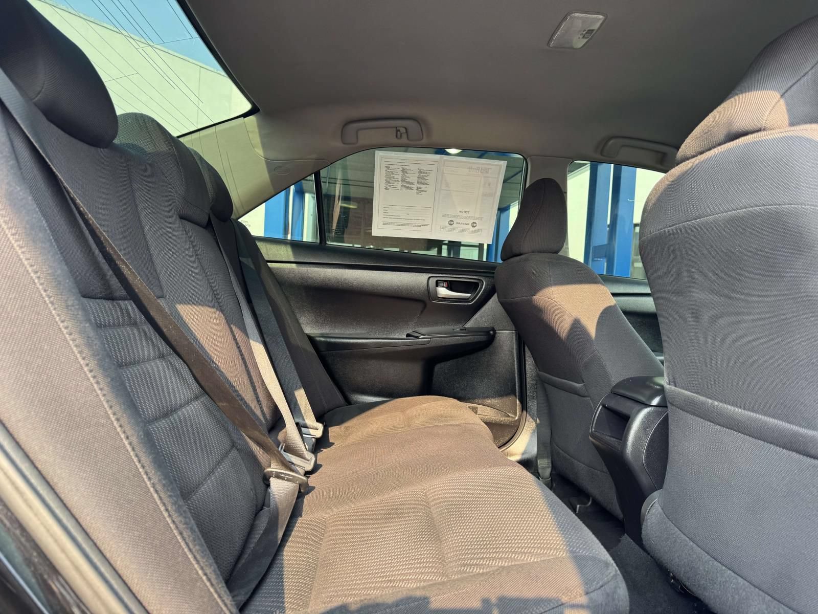 Used 2017 Toyota Camry LE FWD image 23