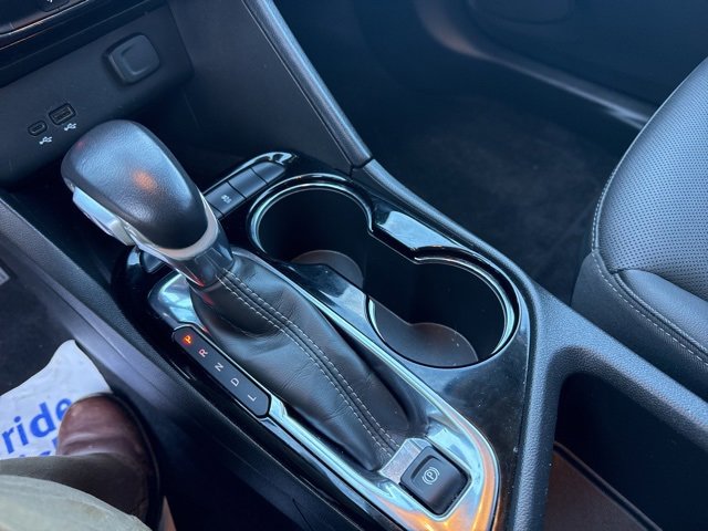 Used 2024 Buick Encore GX Sport Touring image 19