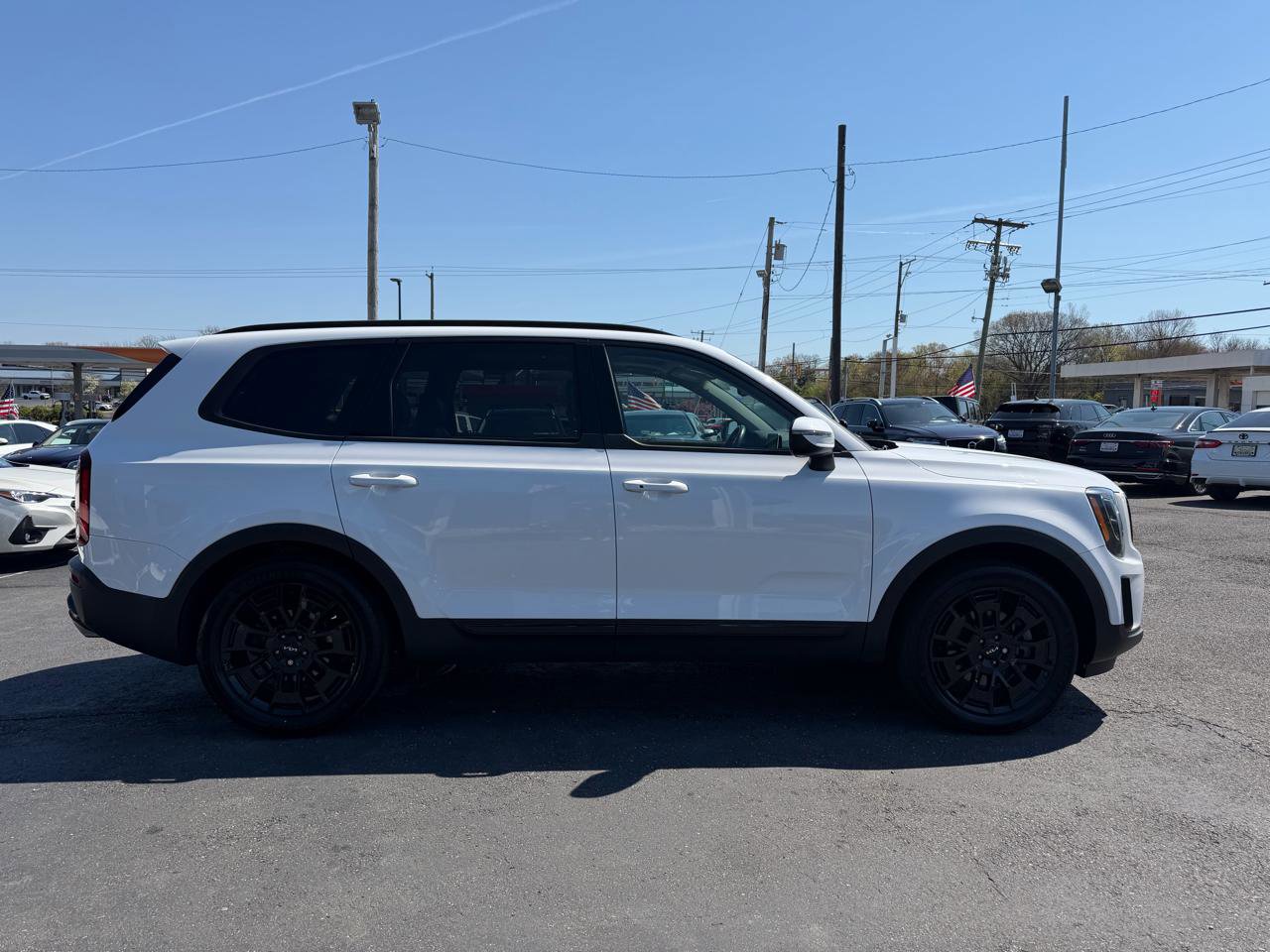 Used 2022 Kia Telluride EX w/ EX Premium Package image 4