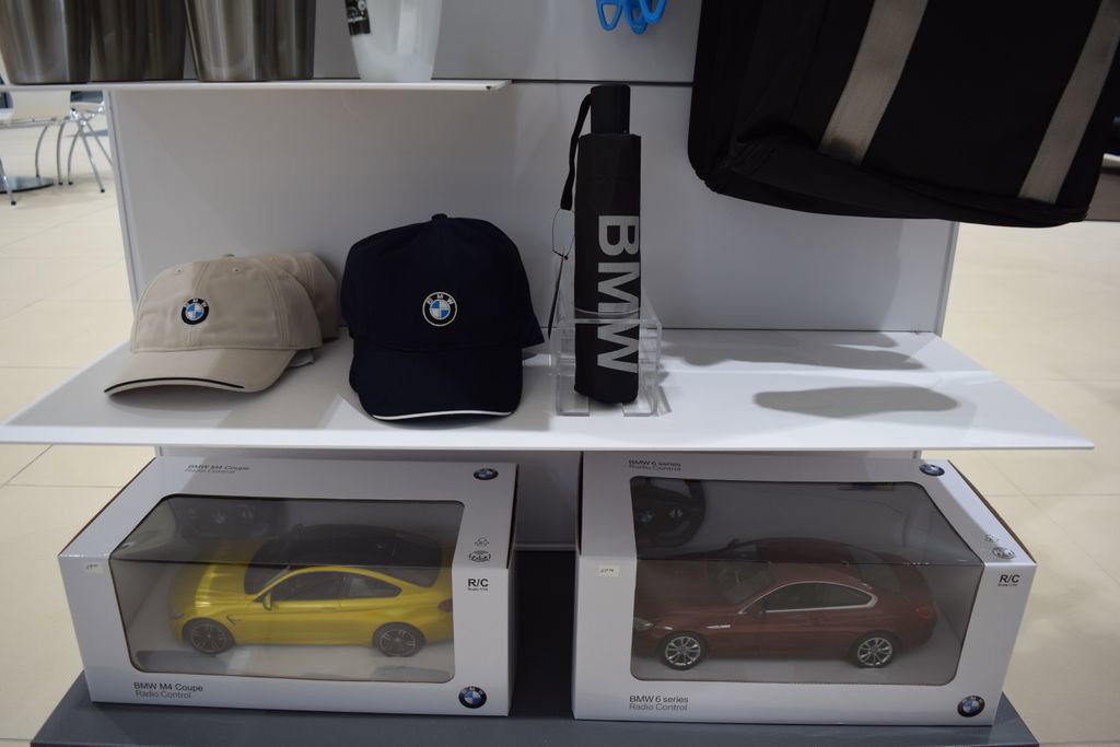 Certified 2023 BMW M340i xDrive w/ Premium Package image 37