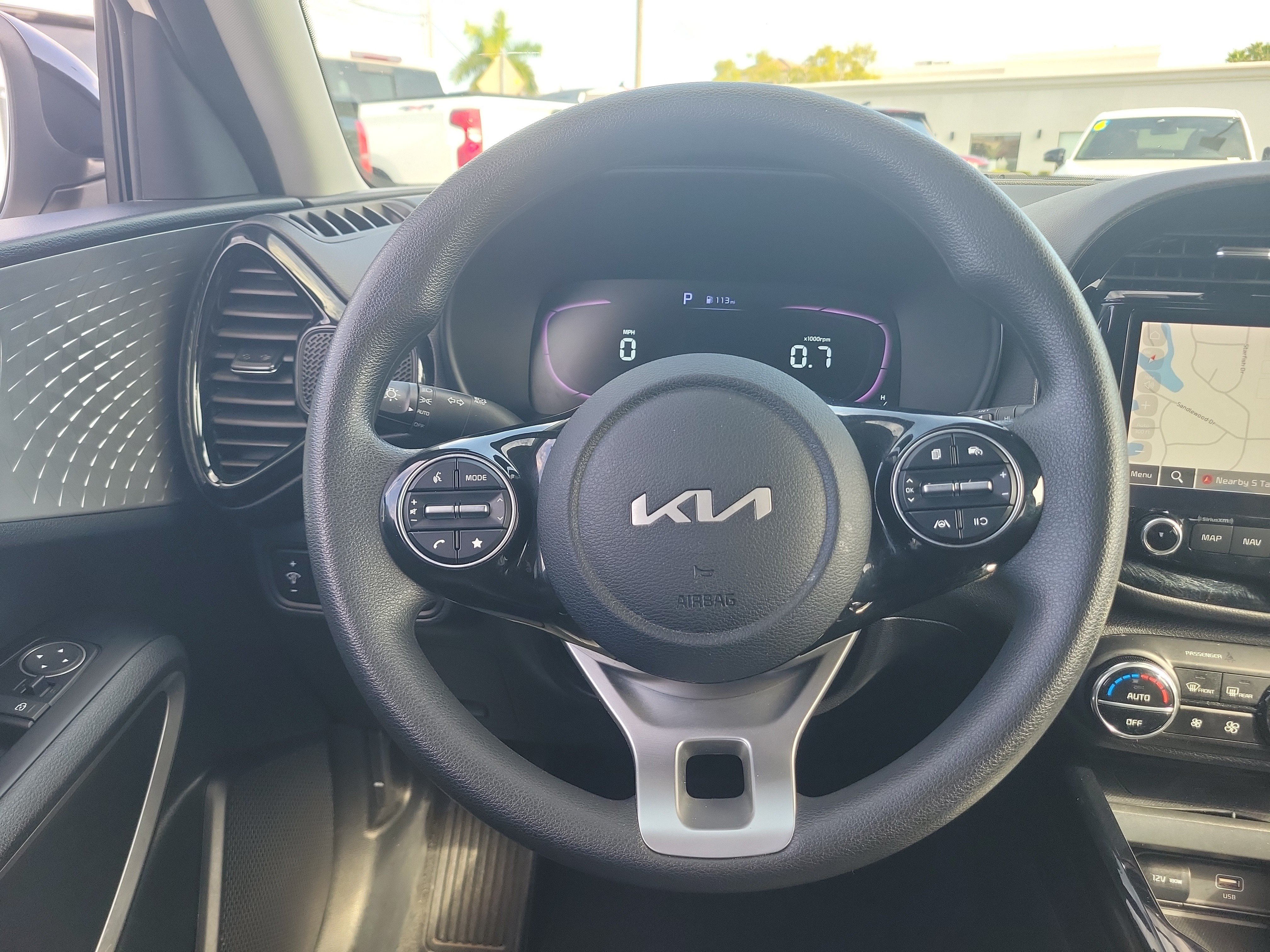 Used 2023 Kia Soul S FWD image 16