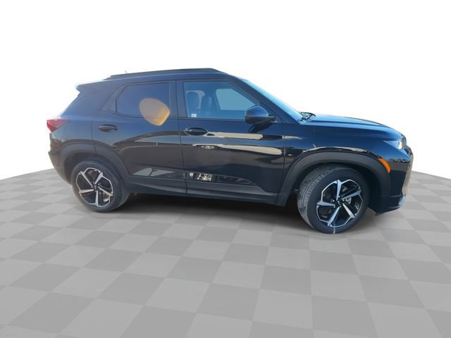 Certified 2023 Chevrolet TrailBlazer RS w/ Sun and Liftgate Package image 4
