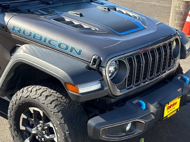 Used 2024 Jeep Wrangler Unlimited Rubicon 4xe AWD/4WD image 8