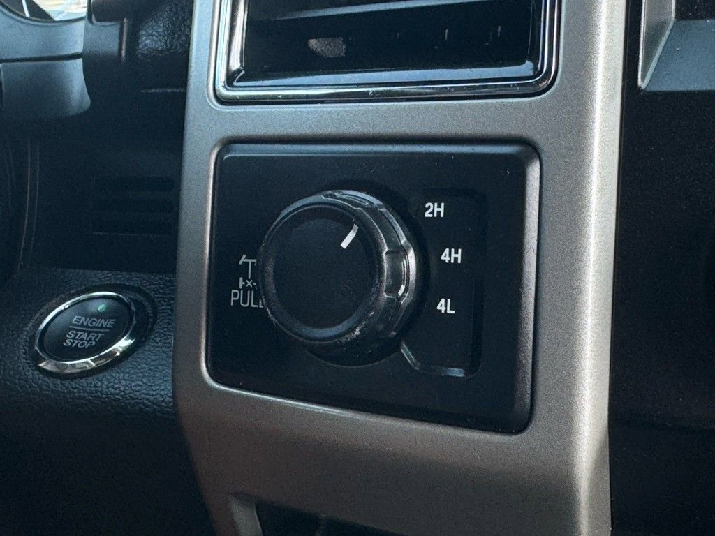 Used 2019 Ford F250 Lariat w/ Lariat Ultimate Package image 38