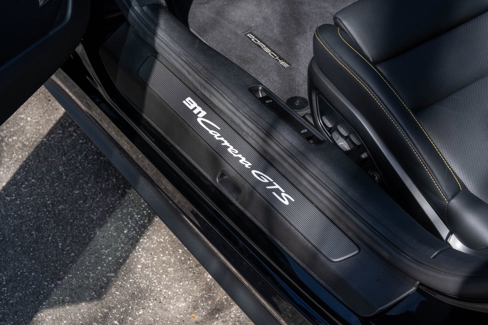 Certified 2026 Porsche 911 Carrera GTS RWD image 24