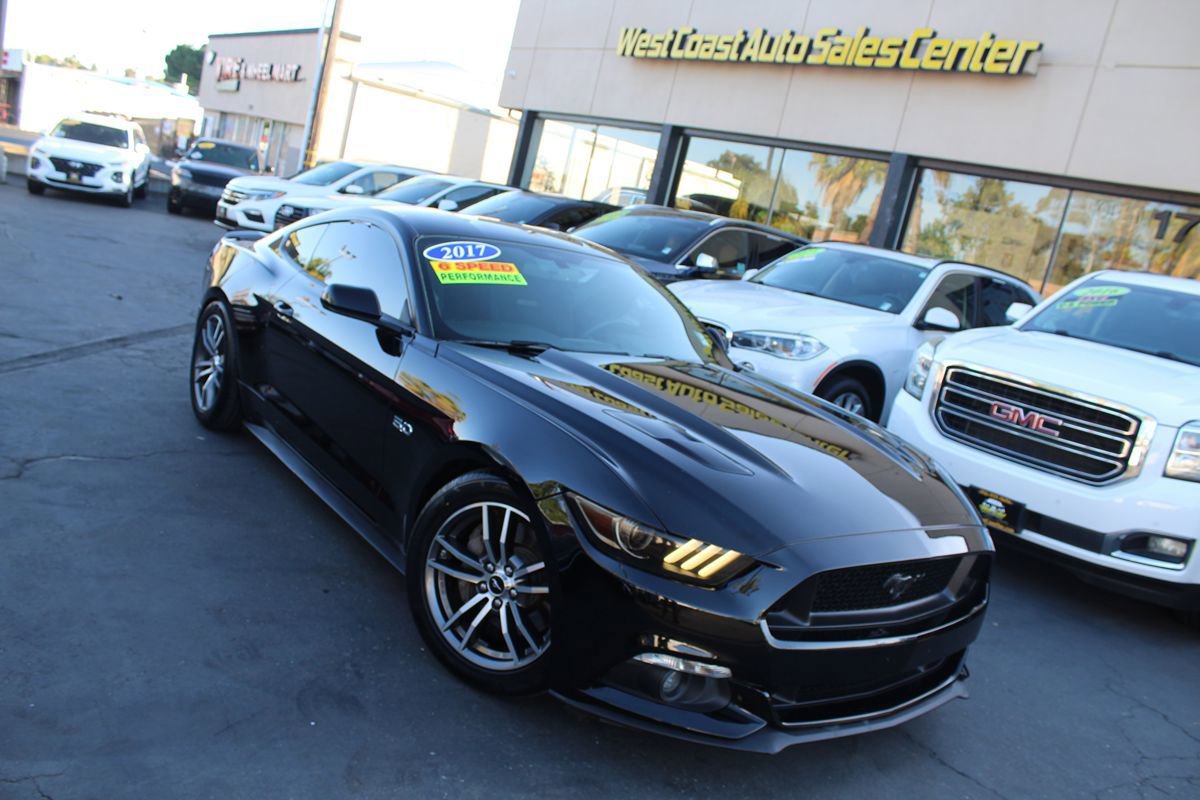 Used 2017 Ford Mustang GT RWD image 29