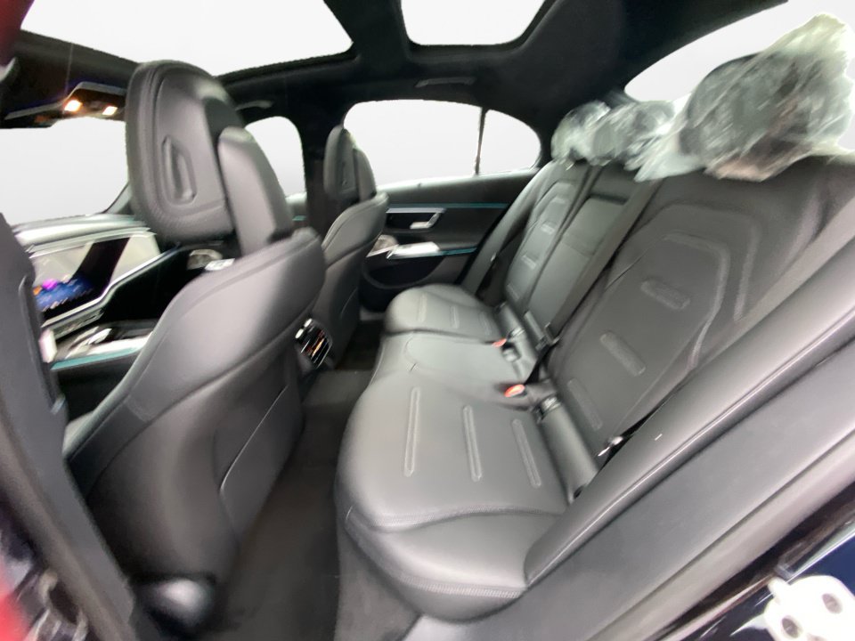 New 2026 Mercedes-Benz E 53 AMG e 4MATIC Sedan image 13