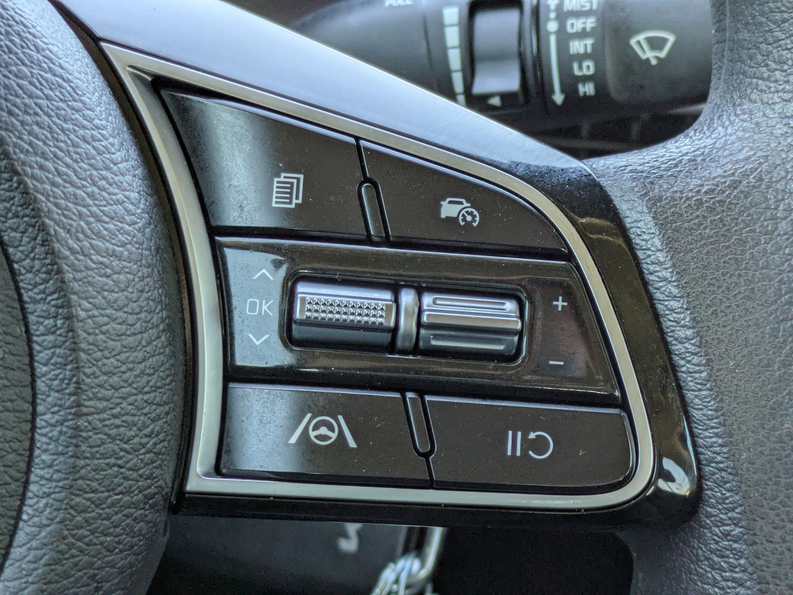 Certified 2022 Kia Forte LXS w/ LXS Technology Package image 30