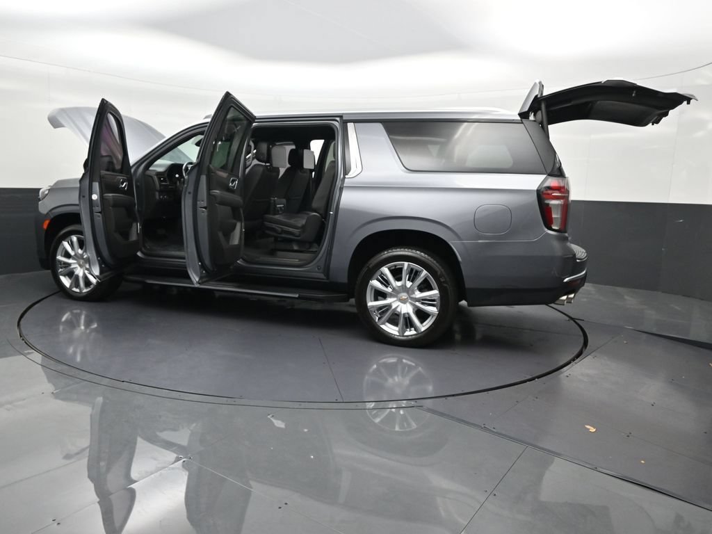 Used 2021 Chevrolet Suburban High Country AWD/4WD image 36