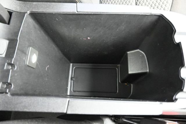 Used 2020 GMC Terrain SLE FWD image 38
