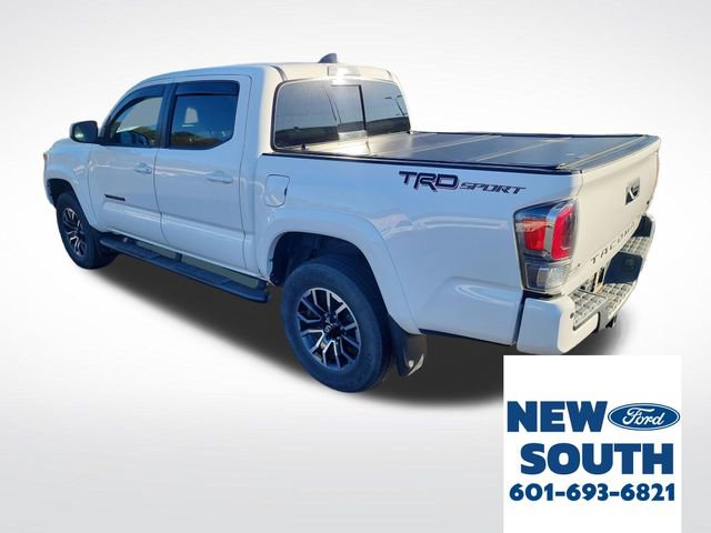 Used 2020 Toyota Tacoma TRD Sport image 3