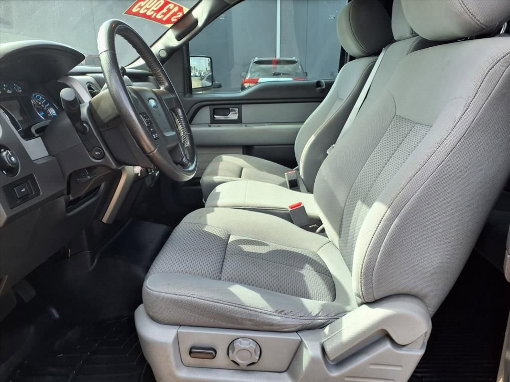 Used 2013 Ford F150 XLT w/ Mid Equipment Group image 6