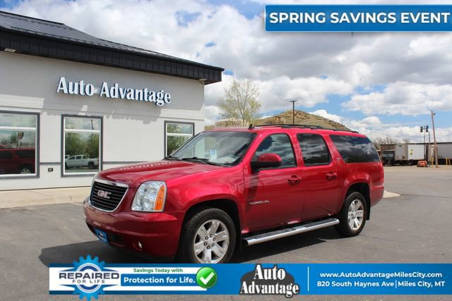 Used 2013 GMC Yukon XL SLT w/ SLT-2 Equipment Package AWD/4WD image 1