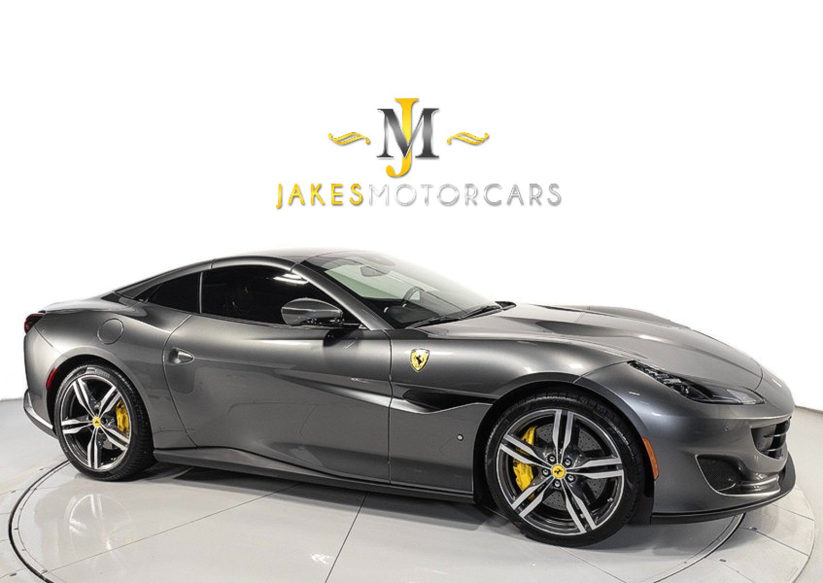 Used 2020 Ferrari Portofino RWD image 14