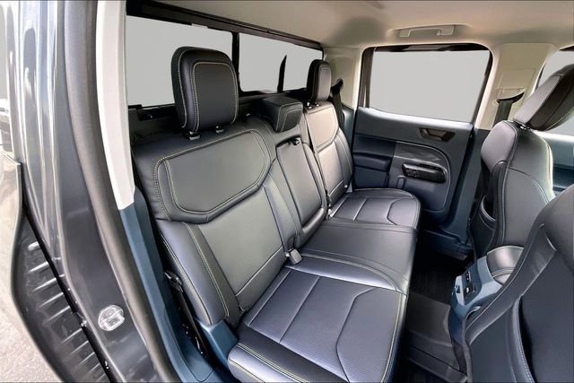 Used 2025 Ford Maverick Lobo image 17