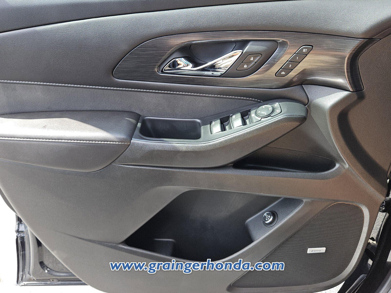 Used 2021 Chevrolet Traverse High Country AWD/4WD image 23