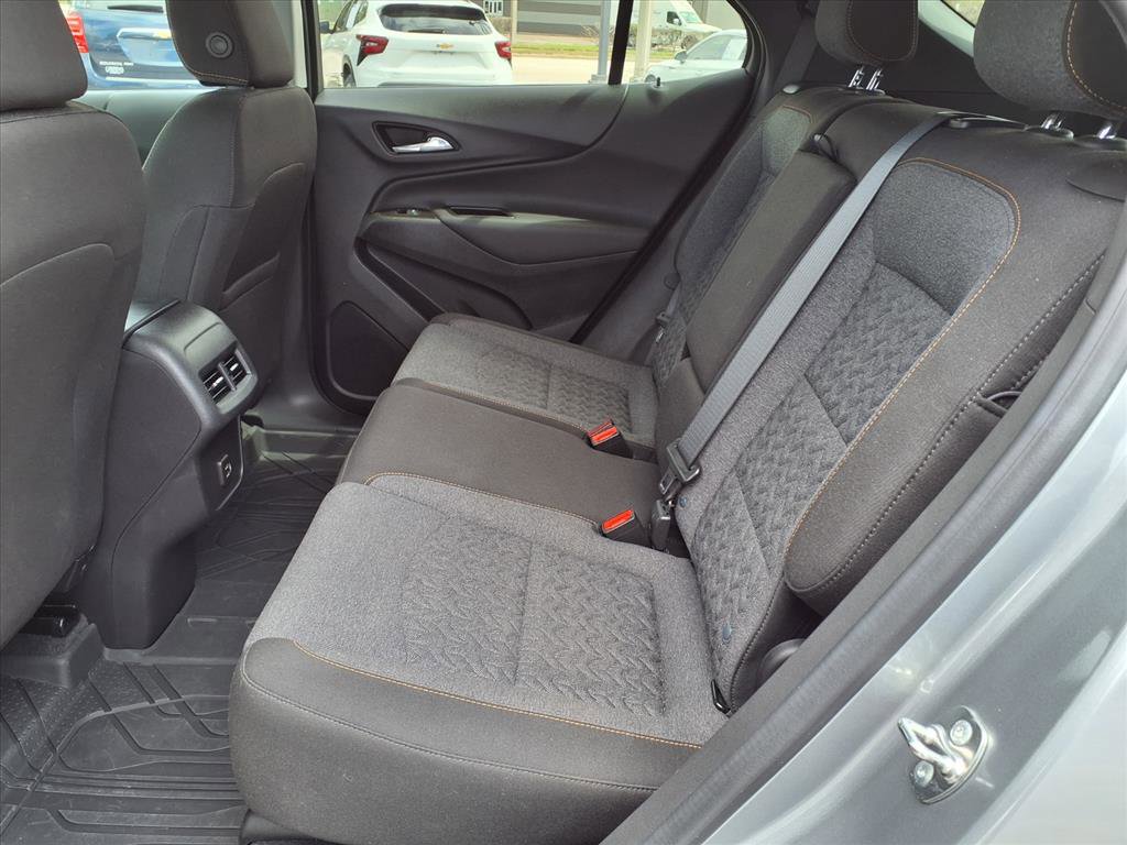 Used 2024 Chevrolet Equinox LT w/ LPO, Floor Liner Package image 15
