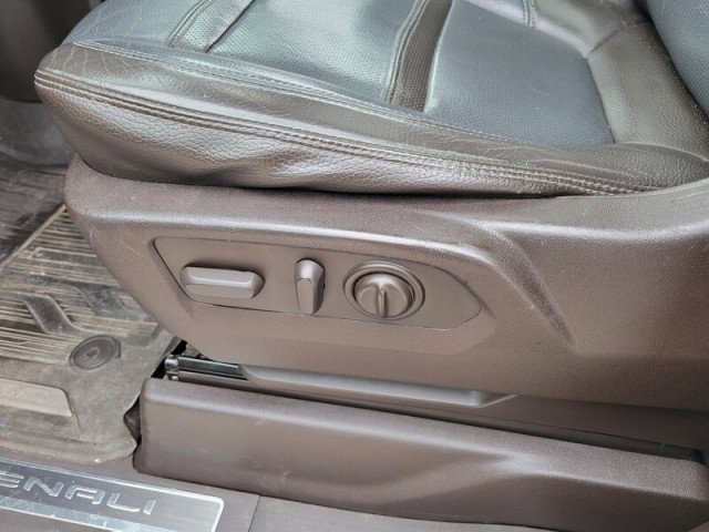 Used 2019 GMC Sierra 1500 Denali w/ Denali Ultimate Package image 23