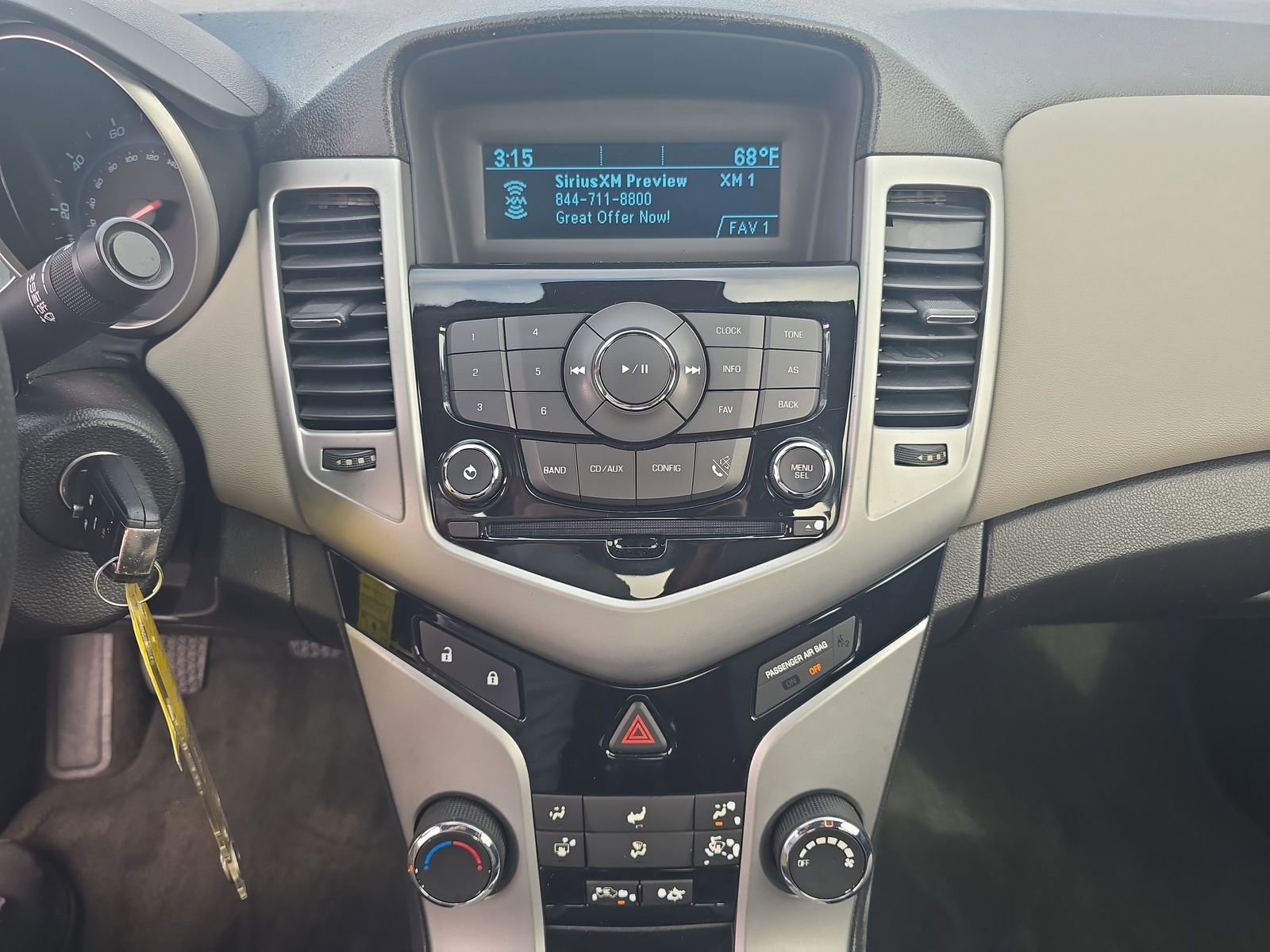 Used 2014 Chevrolet Cruze LS image 17