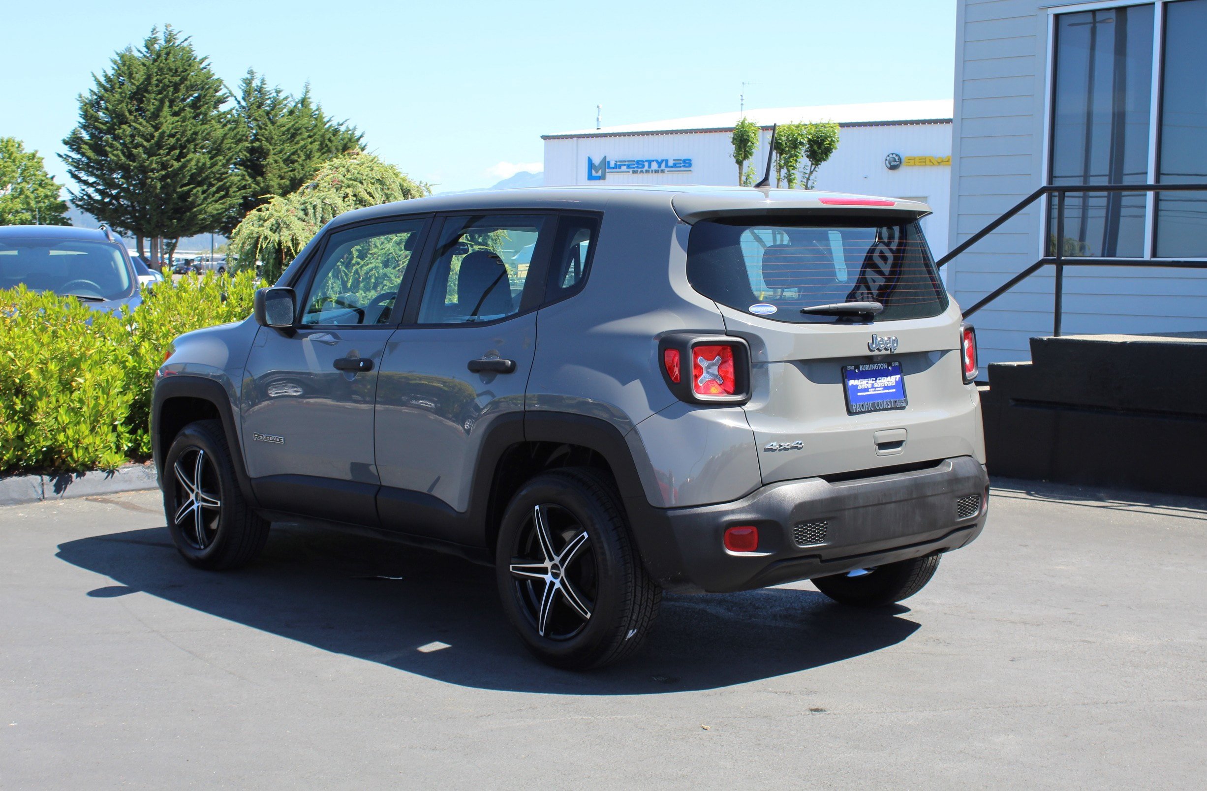 Used 2020 Jeep Renegade Sport AWD/4WD image 4
