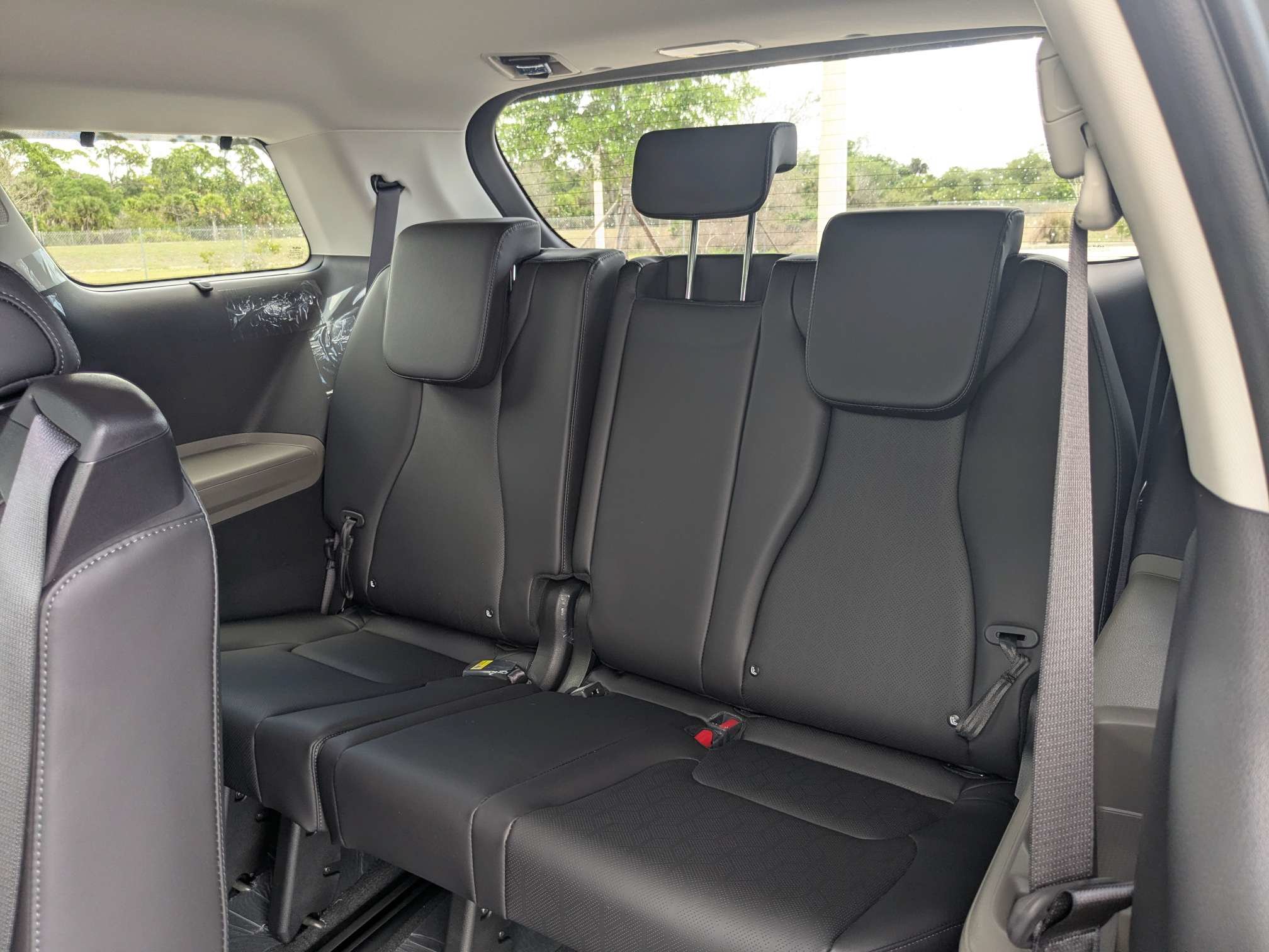 New 2026 Kia Carnival EX FWD image 18