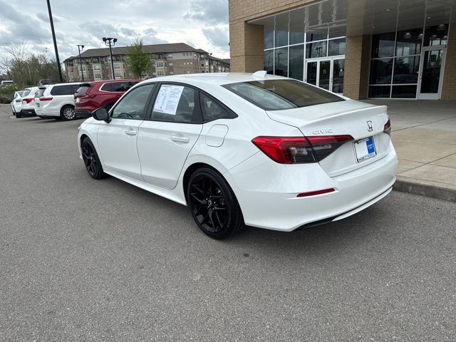 Used 2023 Honda Civic Sport image 2