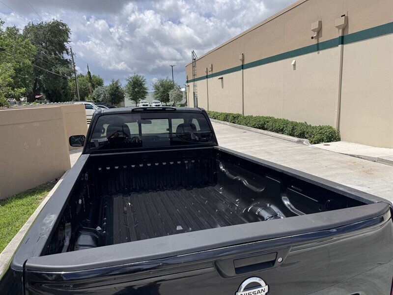 Used 2017 Nissan Titan S RWD image 13