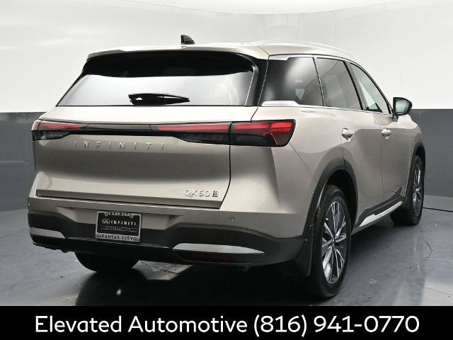 Certified 2026 INFINITI QX60 Luxe w/ Cargo Package AWD/4WD image 4