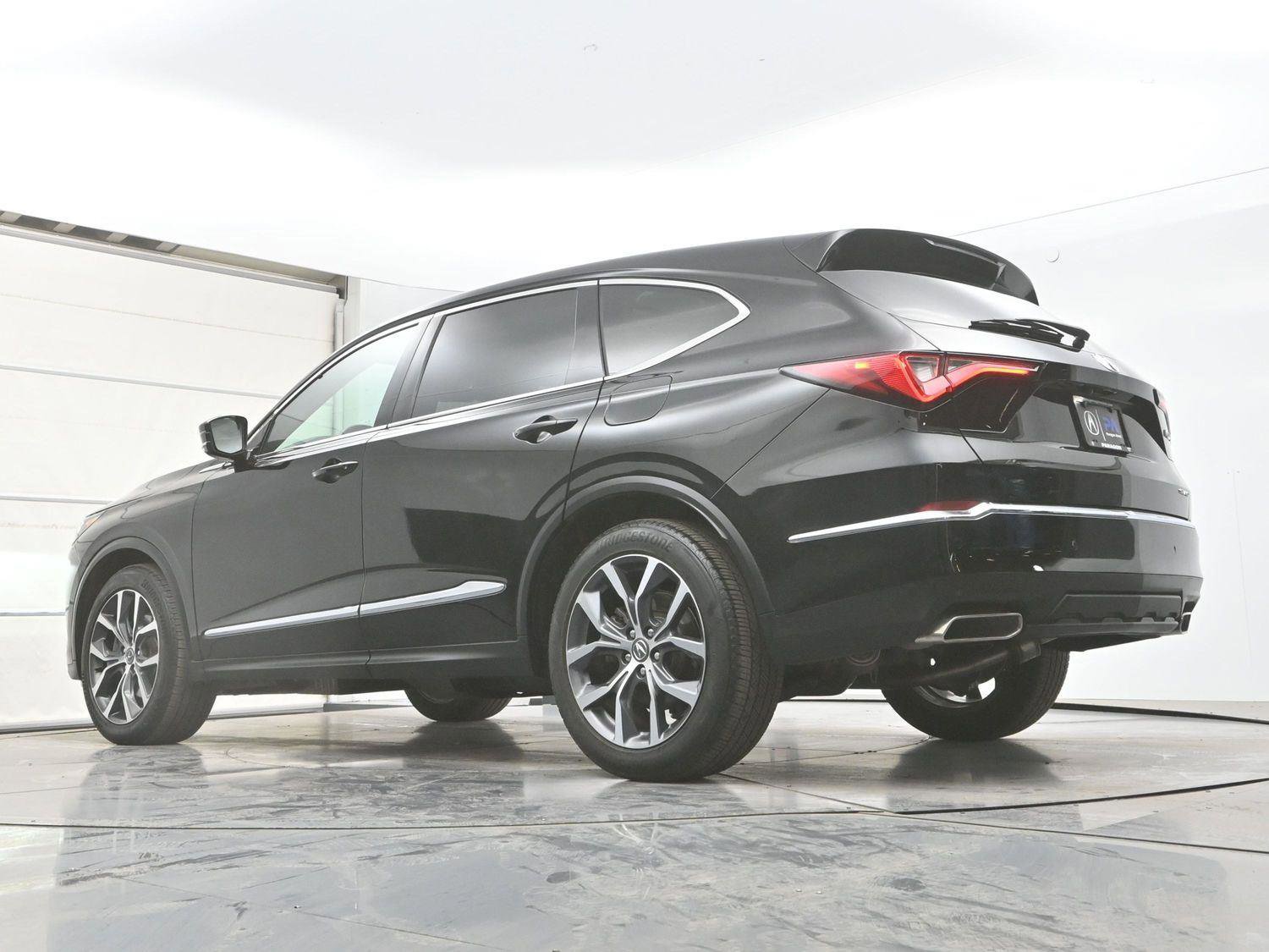 Certified 2024 Acura MDX SH-AWD w/ Technology Package image 11