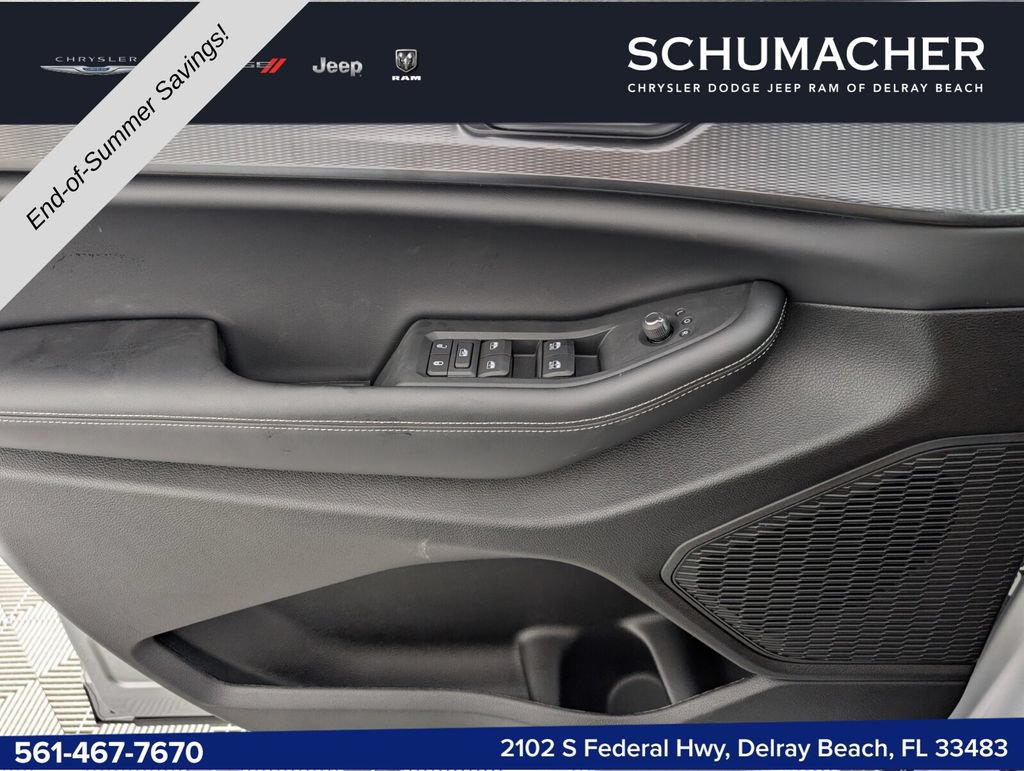 New 2025 Jeep Grand Cherokee L Altitude RWD image 14