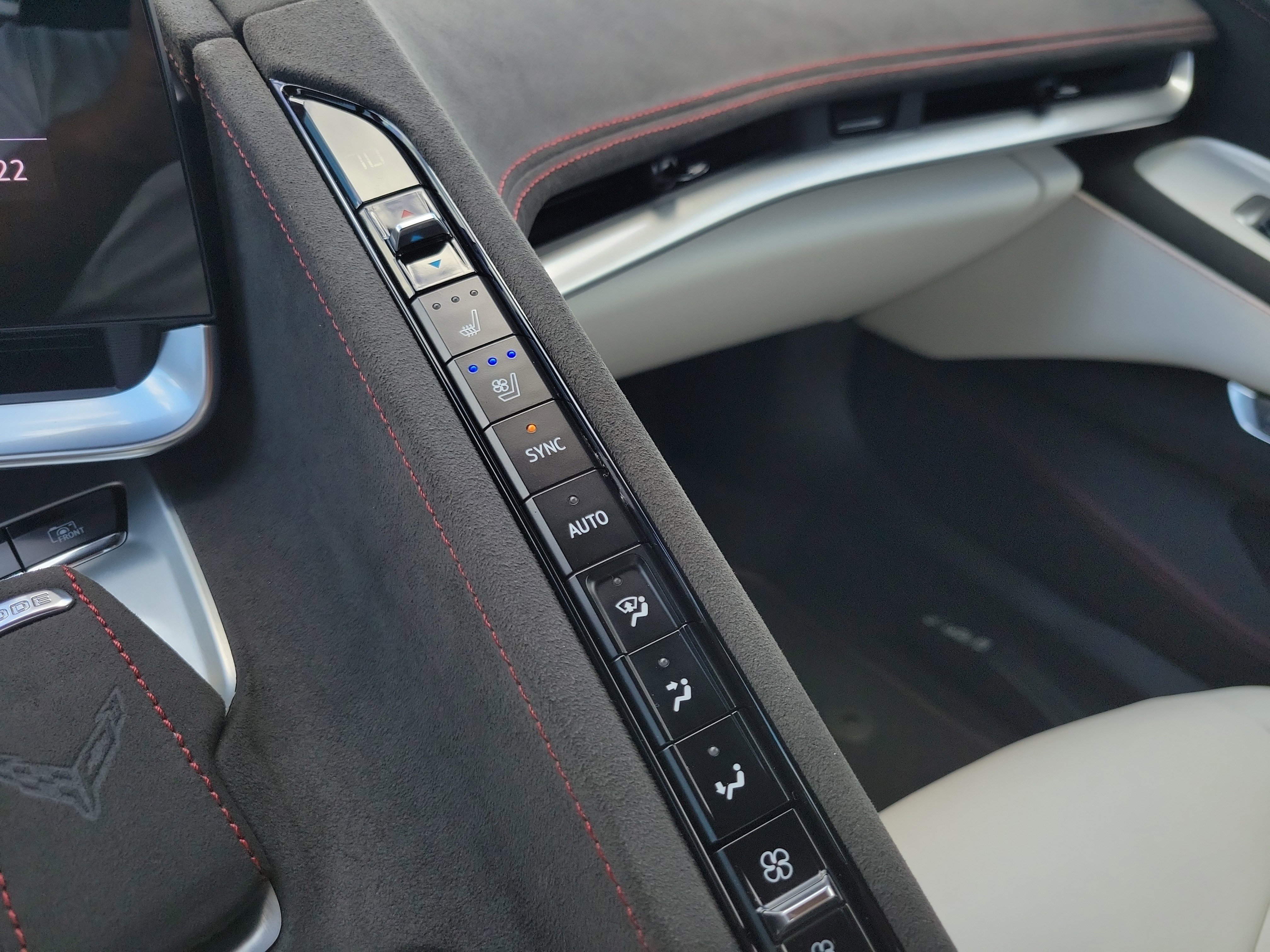 Used 2023 Chevrolet Corvette Stingray Premium Conv RWD image 20