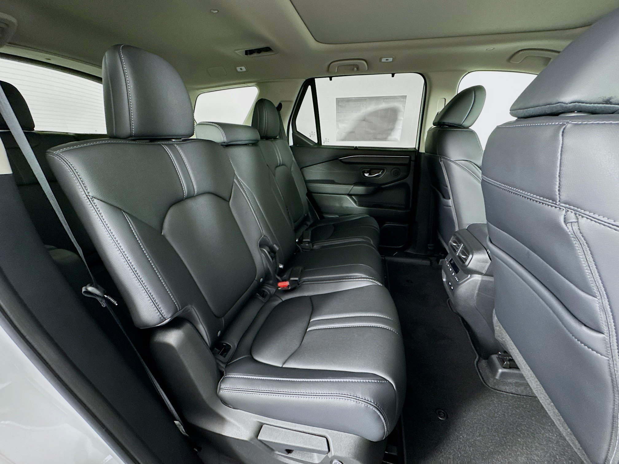 New 2026 Honda Pilot Touring image 29