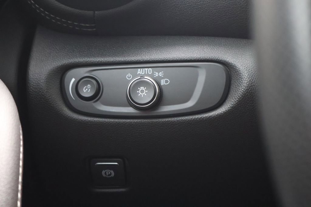 Certified 2024 Chevrolet Blazer LT image 35