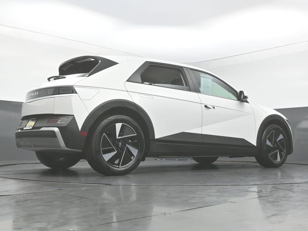 Used 2025 Hyundai Ioniq 5 SE RWD image 47